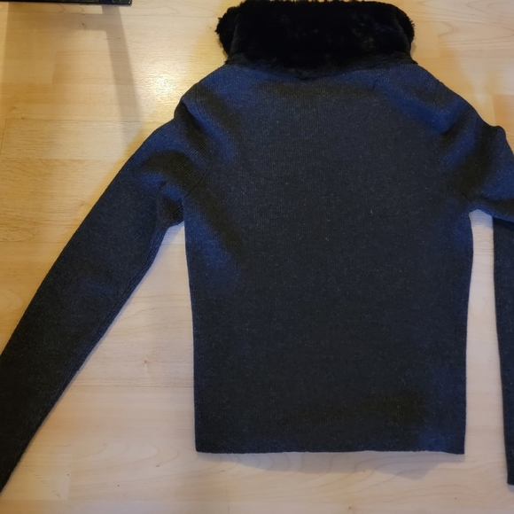 LOFT Jacket - Picture 3 of 4